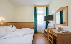 Guesthouse - Cultural Center Gustav Mahler